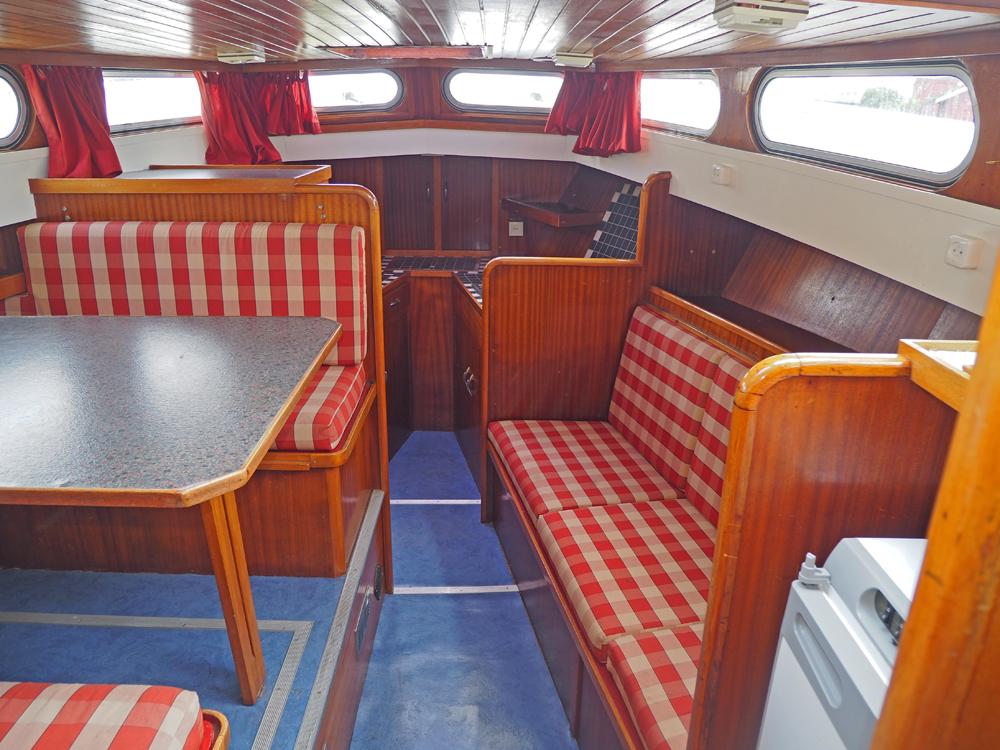 Fore ship, Accommodation